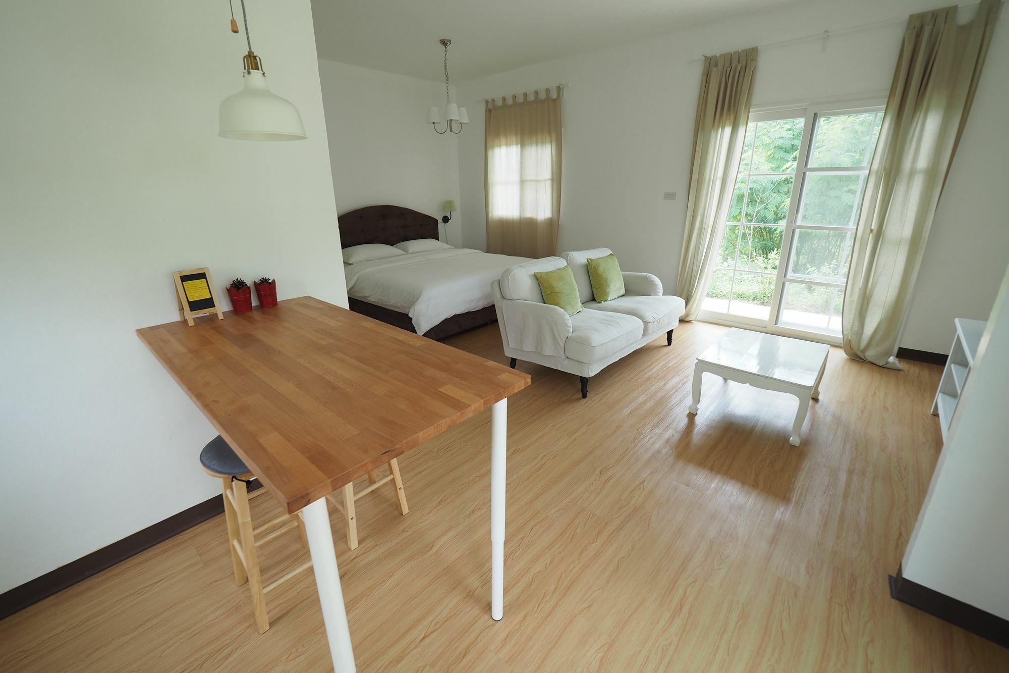 Baan2Rai Hotell Kanchanaburi City Exteriör bild