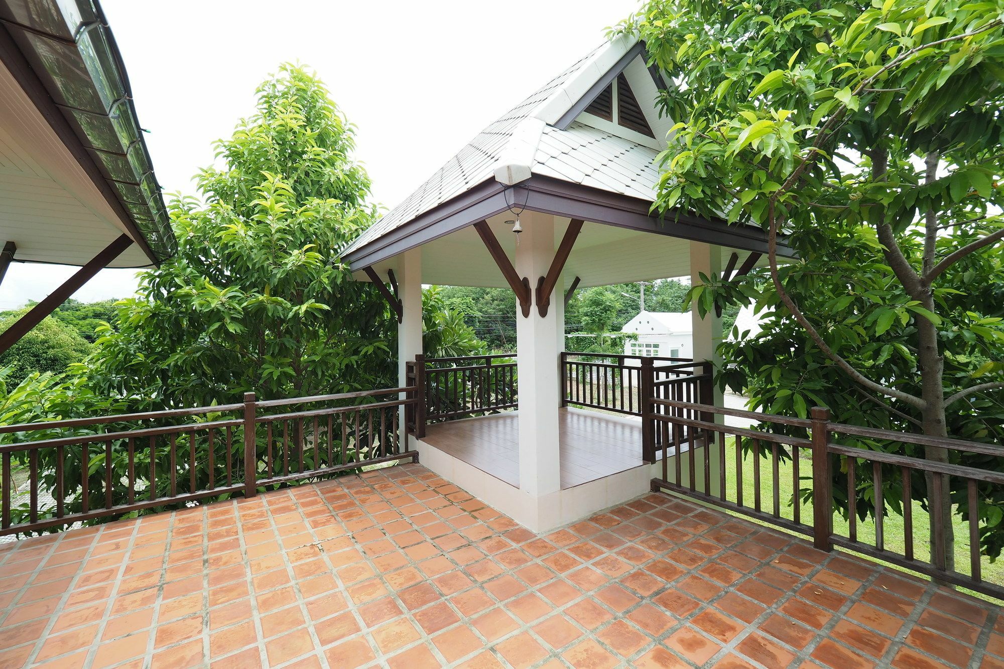 Baan2Rai Hotell Kanchanaburi City Exteriör bild